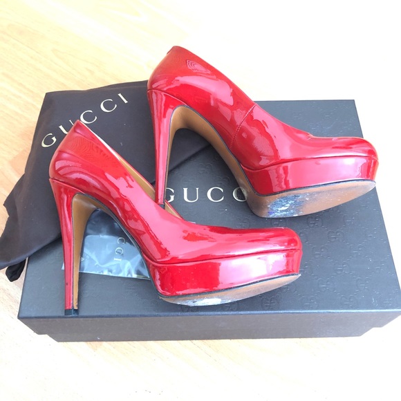 Authentic Gucci vernice crystal pumps - Picture 3 of 6